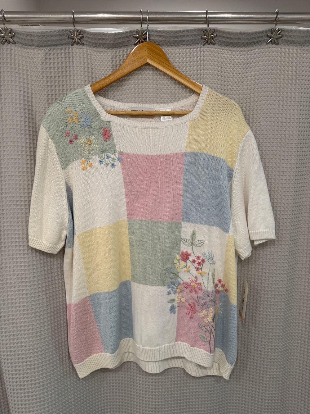 Alfred Dunner Pastel Patchwork Floral Short Sleeve Top